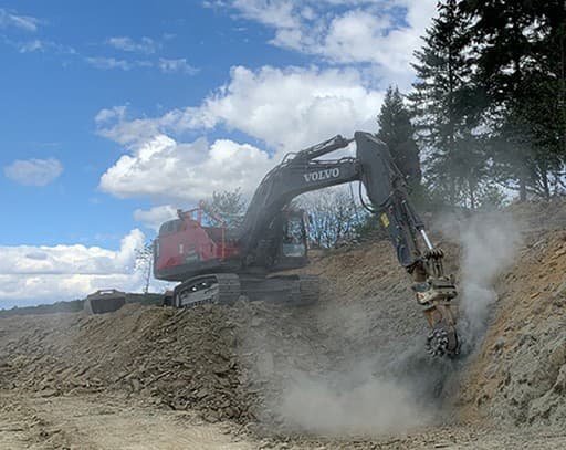Bagger bei der Arbeit
